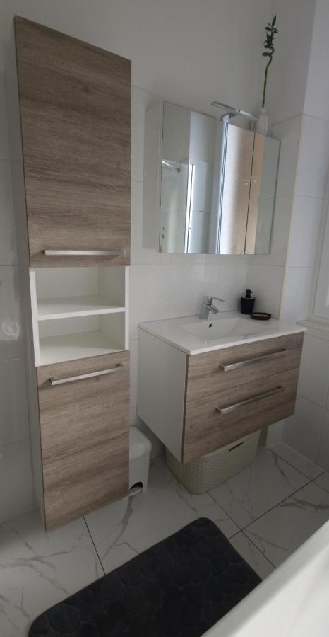 Mc Centar Apartman Lägenhet Pula Exteriör bild